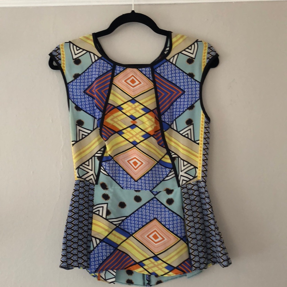 Sugar lips Geometric peplum top